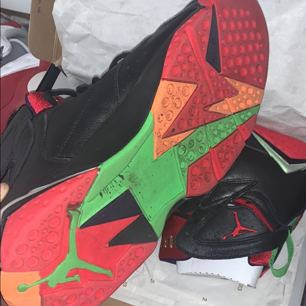 RETRO JORDAN 7 “MARVIN THE MARTIAN”